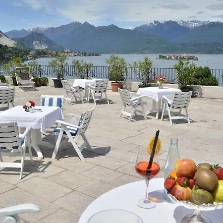 ロイヤル ホテル