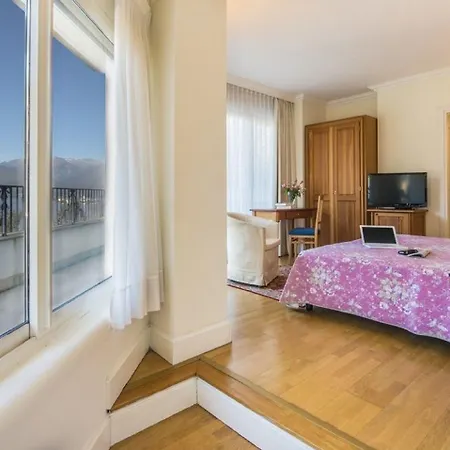 Royal Hotel 3*